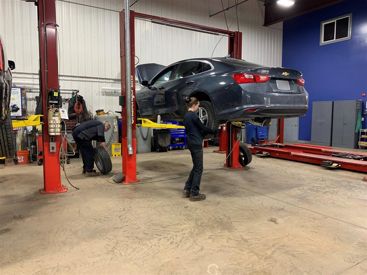 Wheel and Brake Inspection | Lou's Car Care Center, Inc.